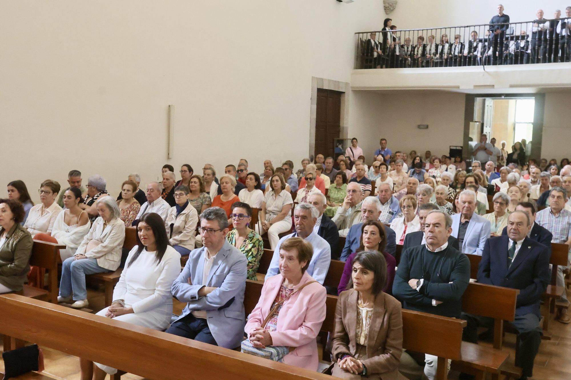 En imágenes: El Centro Gallego de Vitoria celebra Santiago