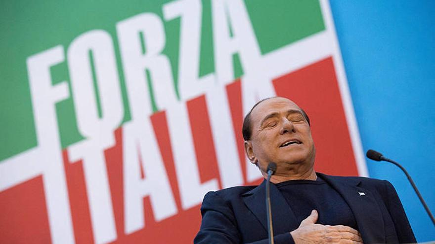 Fin al &#039;berlusconismo&#039;: Berlusconi, expulsado del Senado italiano por su condena por fraude fiscal