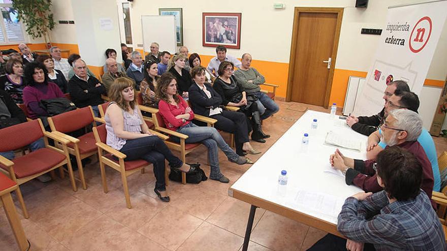 La coalición se presentó en el centro cívico y en ella participaron Eguino, Pla, Romeo y Nuin.