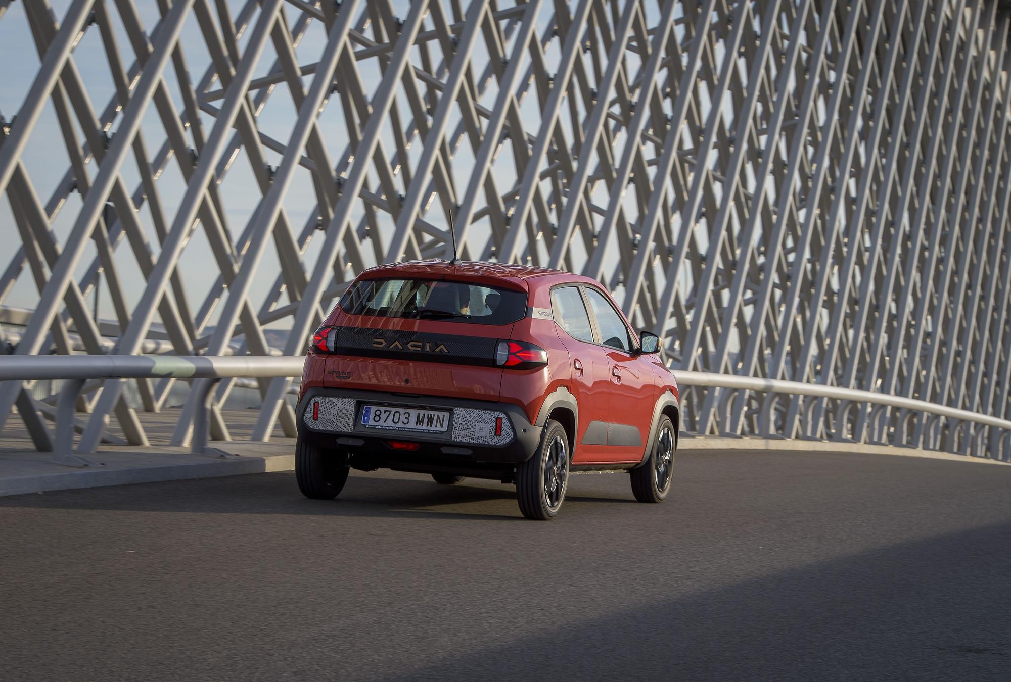 Nuevo_Dacia_Spring (1).jpg