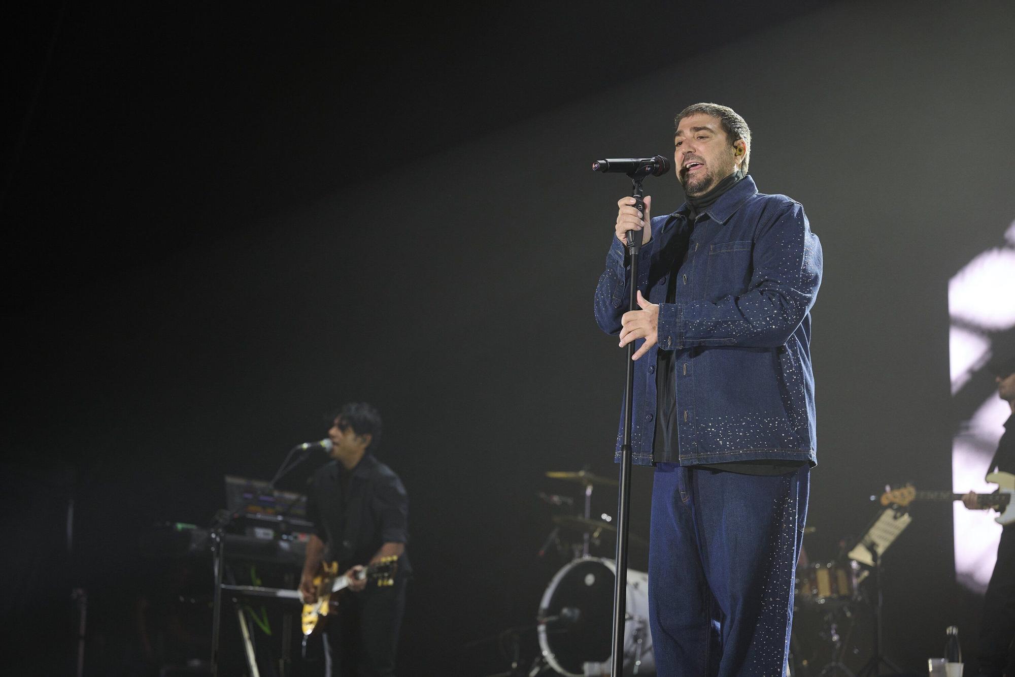 Fotos del concierto de Antonio Orozco en el Navarra Arena de Pamplona