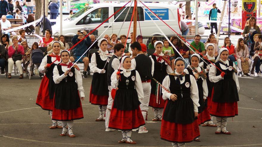Zalla arranca sus fiestas con una primera comida popular y concurso gastronómico