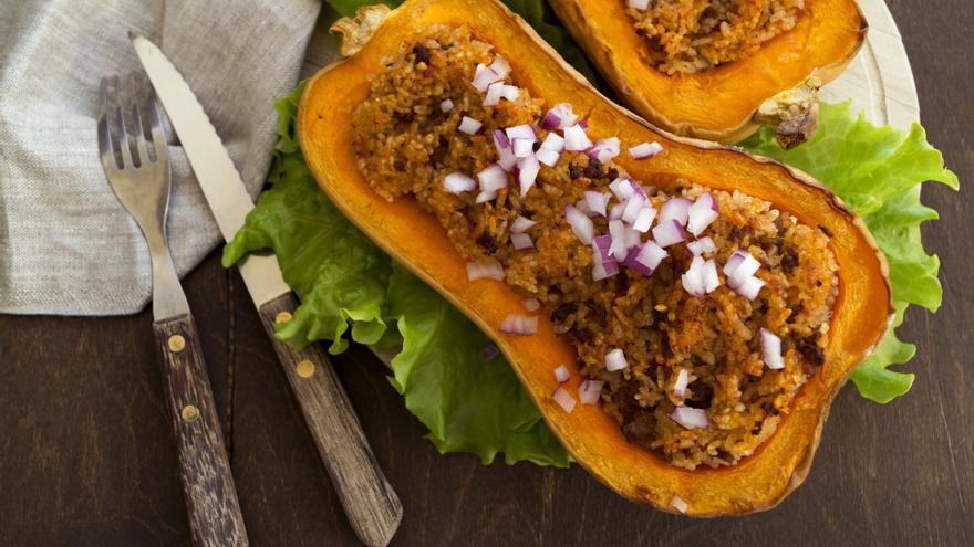 Qué cocinar hoy: Calabaza rellena de arroz y verduras