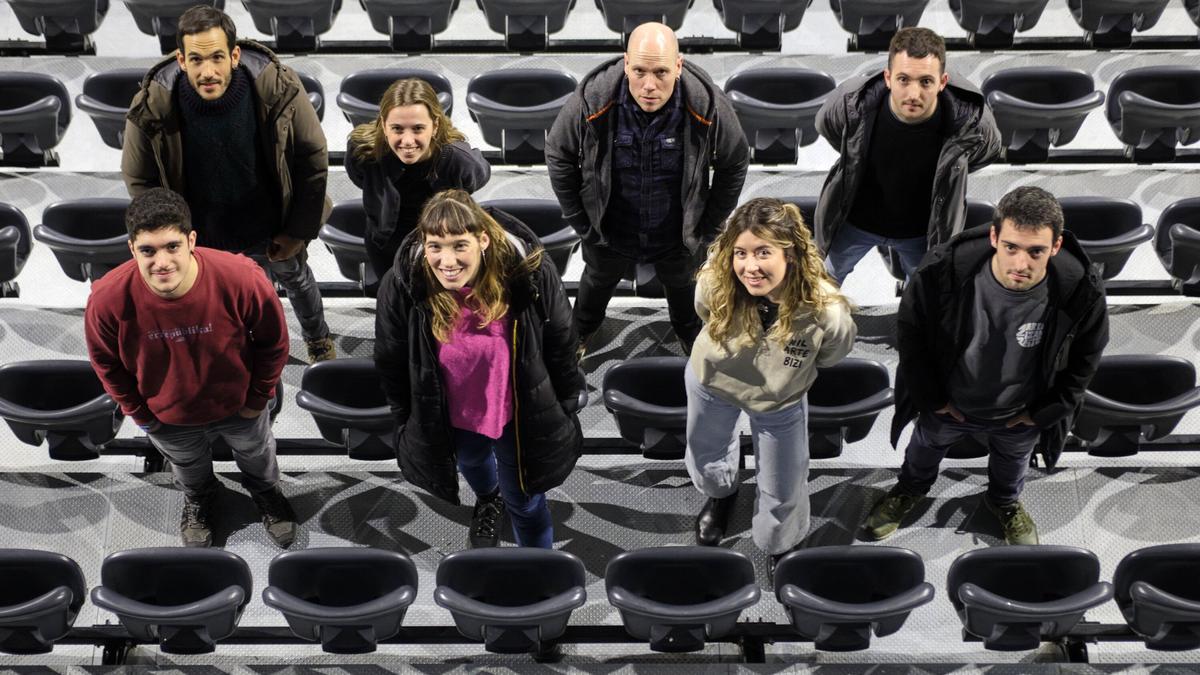 Julio Soto, Ekhiñe Zapiain, Eneko Lazkoz, Joanes Illarregi, Eki Mateorena, Saioa Alkaiza, Sarai Robles eta Xabat Illarregi, atzo, Nafarroa Arenan.