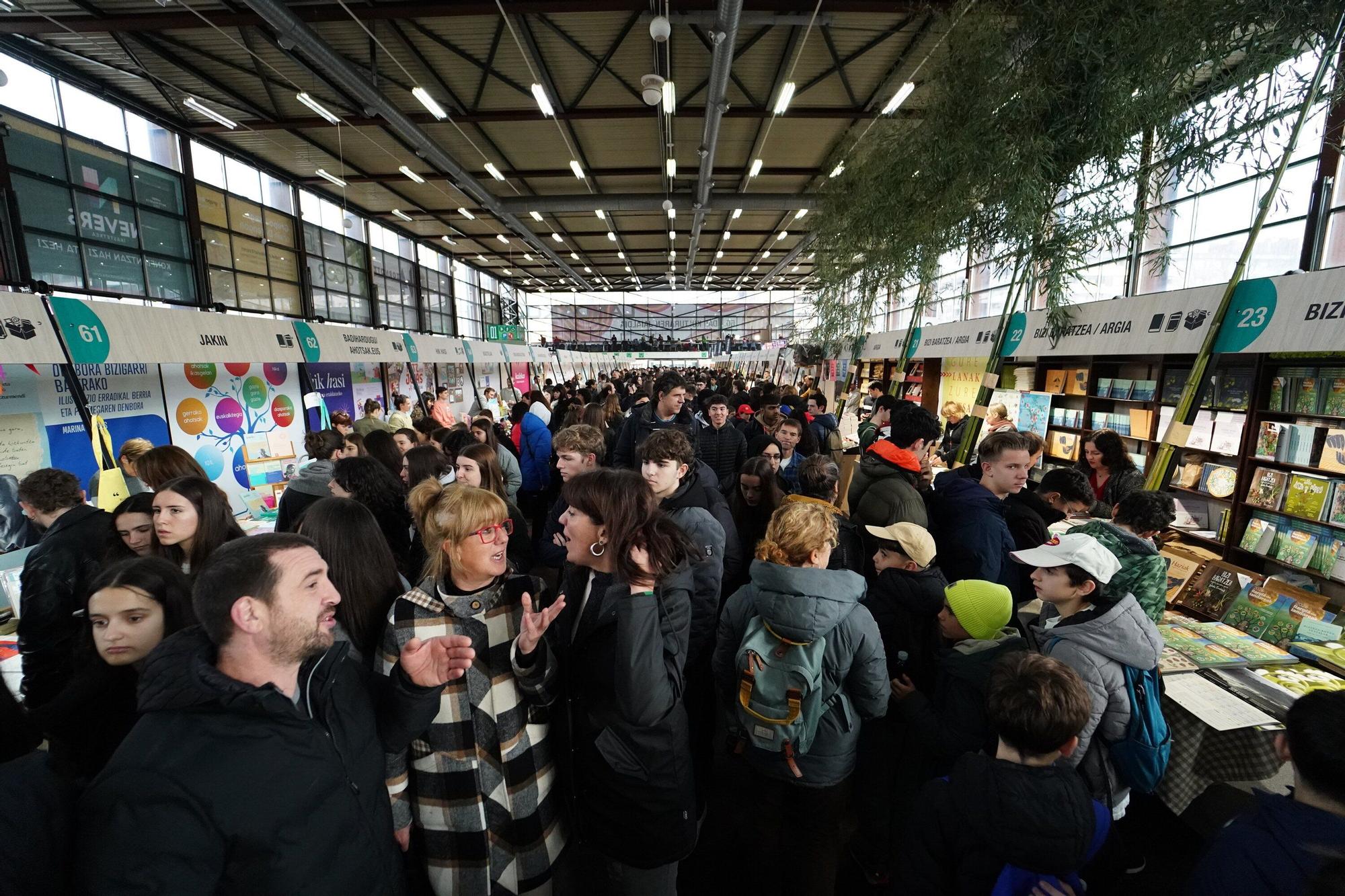 Durangoko Azoka: abre la cita cultural más importante con el Ikasle Eguna