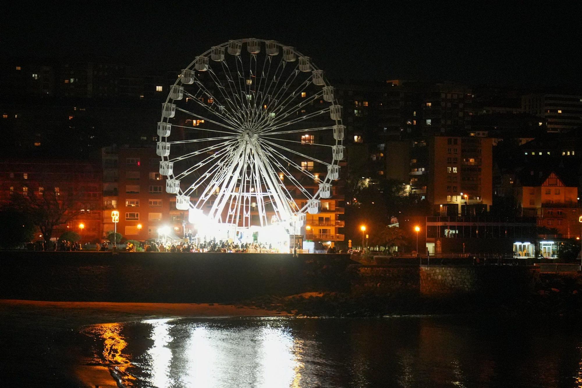 En imágenes: la noria de Getxo ya está en marcha