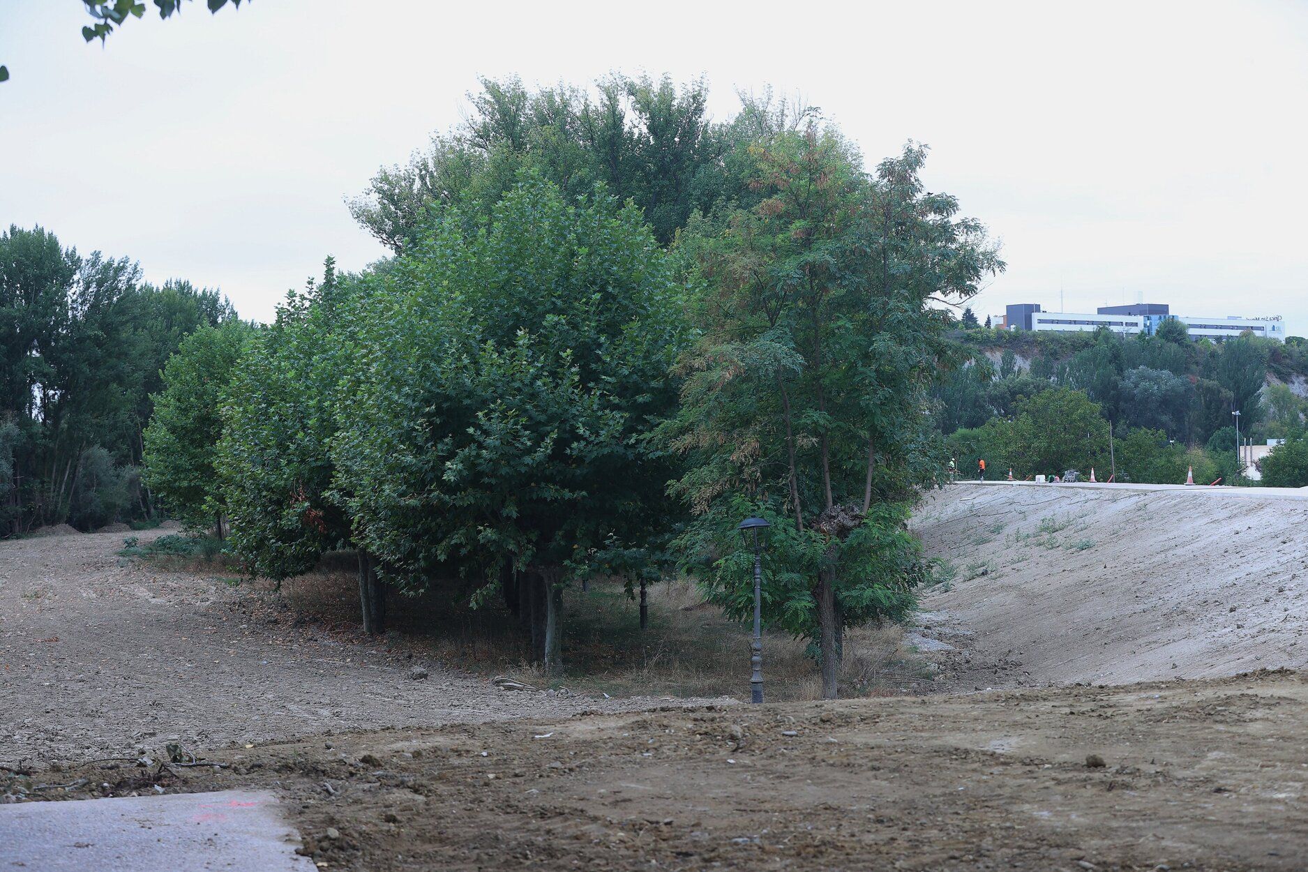 Fotos de la visita a las obras del parque de la Nopalera de Burlada