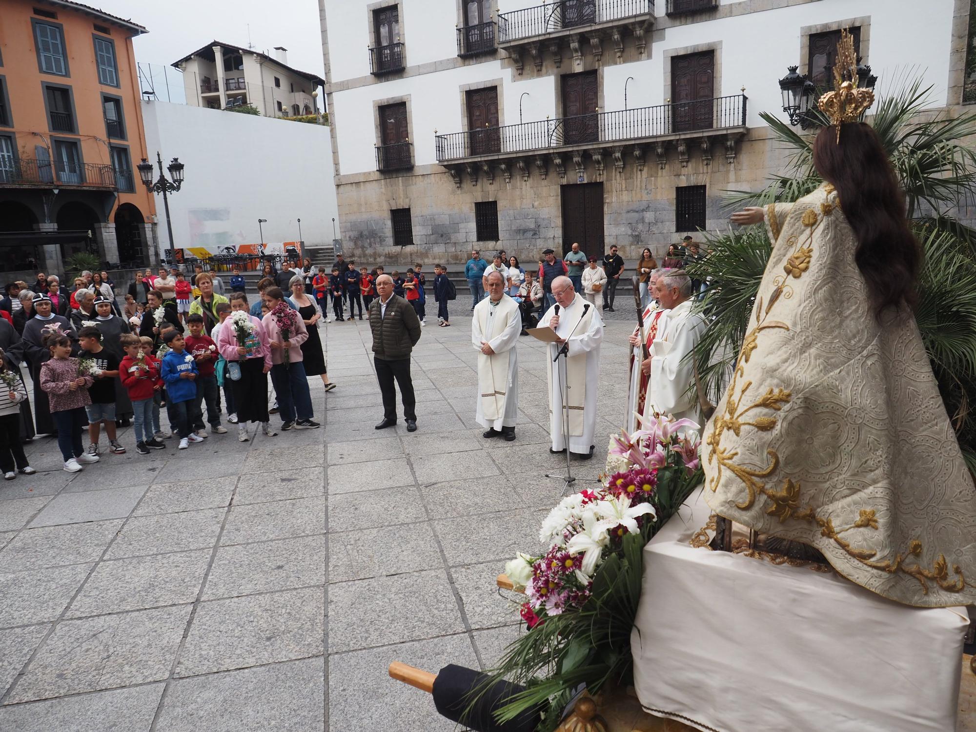Azkoitia-Virgen-Urrategi-75-Aniversario7.JPG