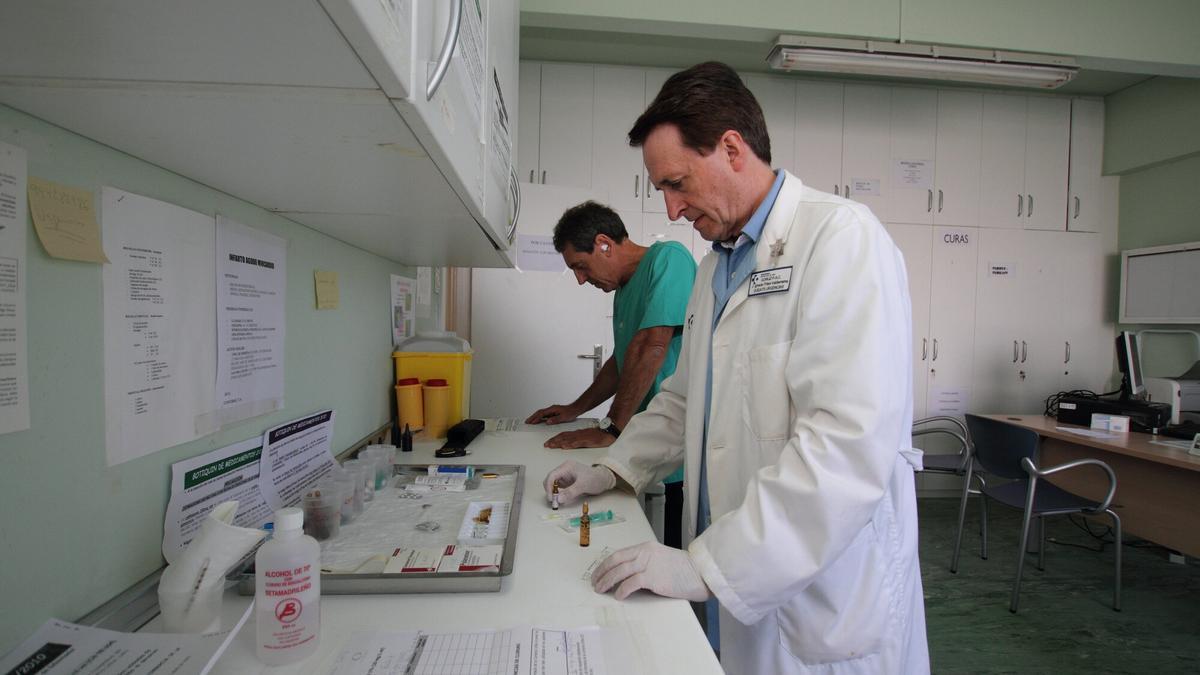 Un médico en el punto de Atencion Continuada del Hospital de Gorliz. Un médico en el punto de Atencion Continuada del Hospital de Gorliz.