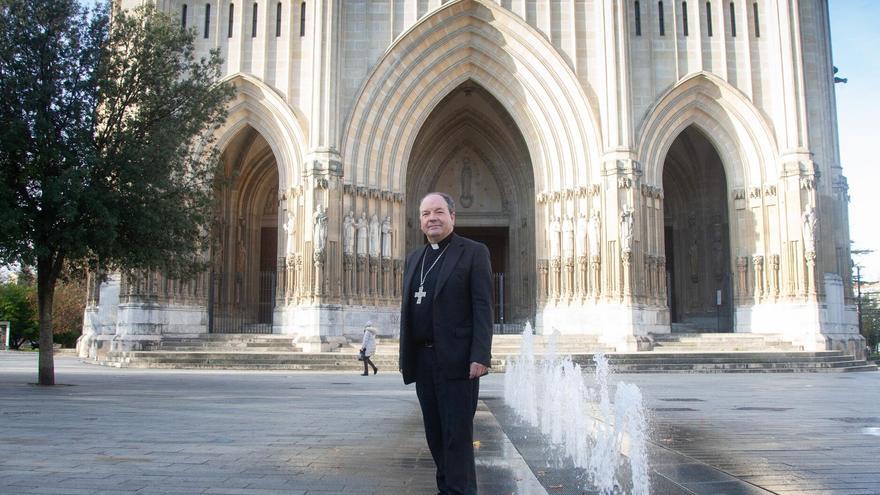 El Obispo de Vitoria felicita la Navidad a través de 6 personajes bíblicos