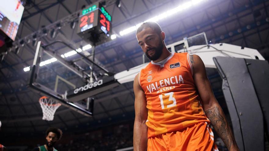 Darius Thompson, un espectador de lujo en el 'play off'