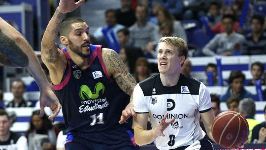 El Estudiantes logra un valioso triunfo ante el Dominion Bilbao Basket