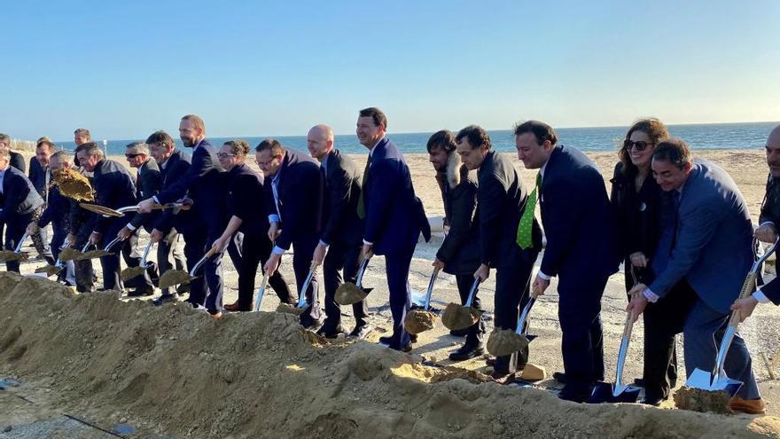 Iberdrola inicia la construcción del primer gran parque eólico marino de EEUU.