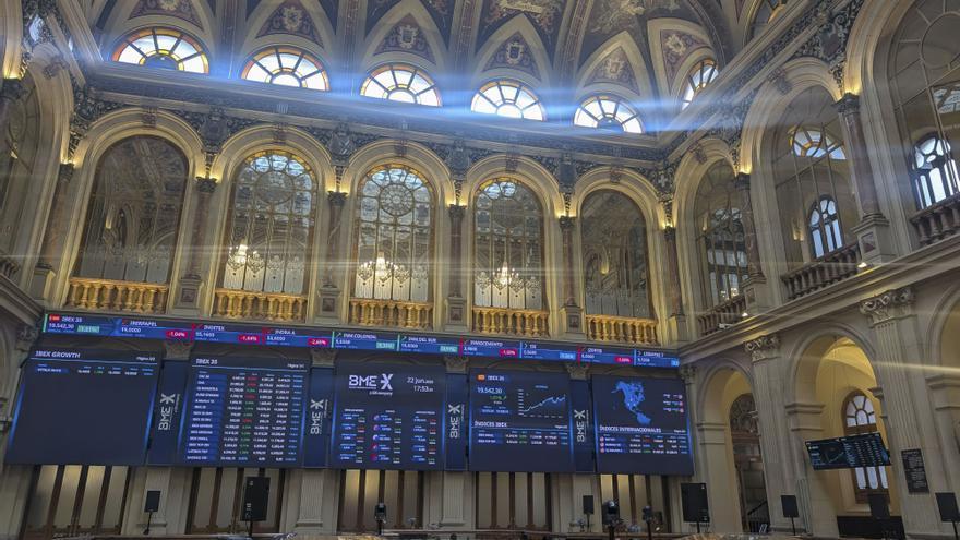El Ibex 35 conquista un récord histórico y rompe la barrera de los 19.500 puntos