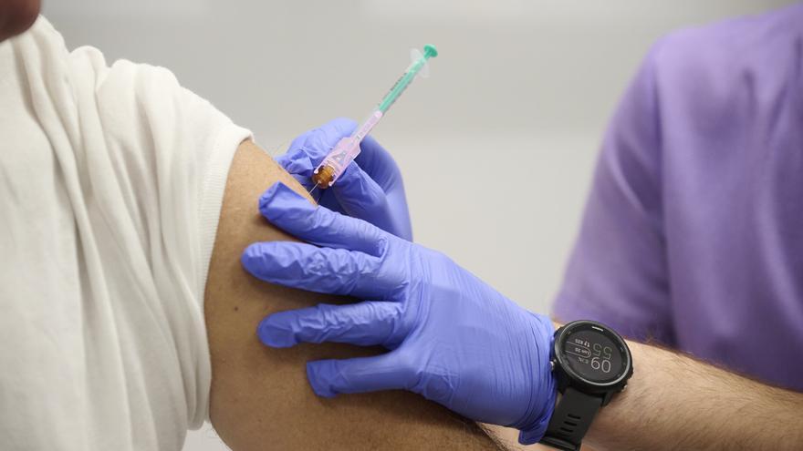 Salud anima a vacunarse a las personas más vulnerables tras superar Navarra el umbral epidémico de la gripe