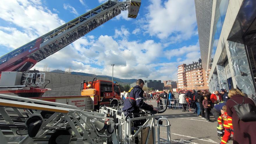 Bilboko suhiltzaileek ate irekien eguna ospatuko dute datorren larunbatean Miribillako parkean