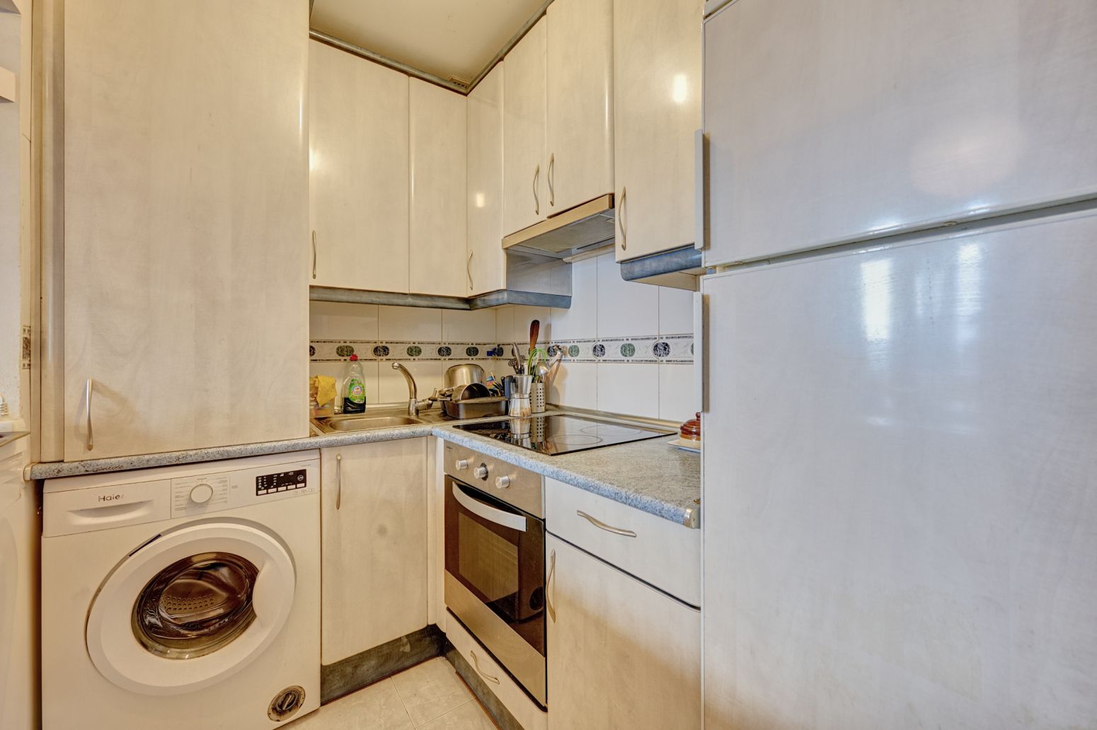 Un ático tríplex con alma en plena calle San Nicolás: vivir el Casco Viejo desde dentro