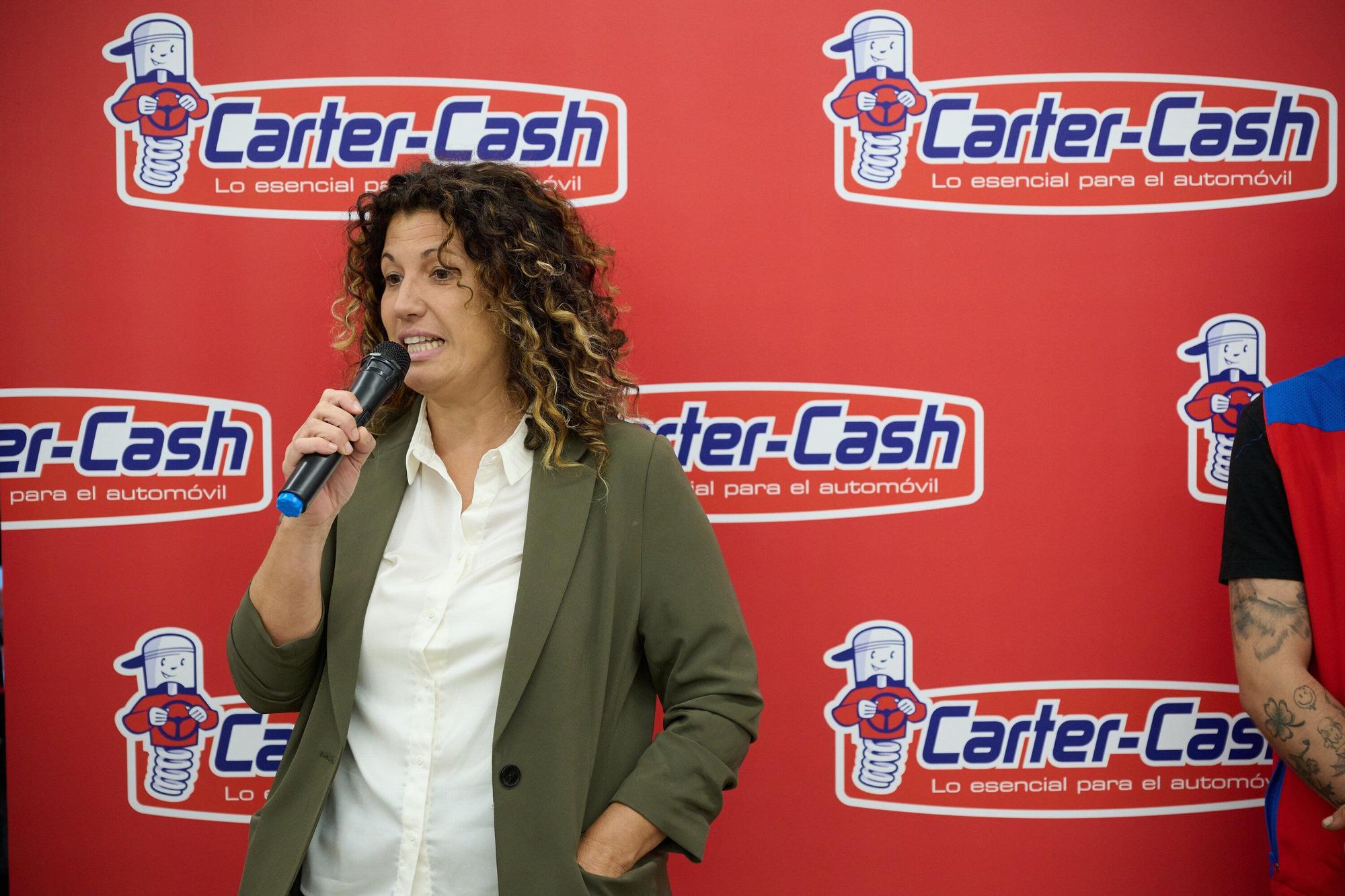Fotos de la inauguración oficial de la nueva tienda de Carter-Cash en Pamplona
