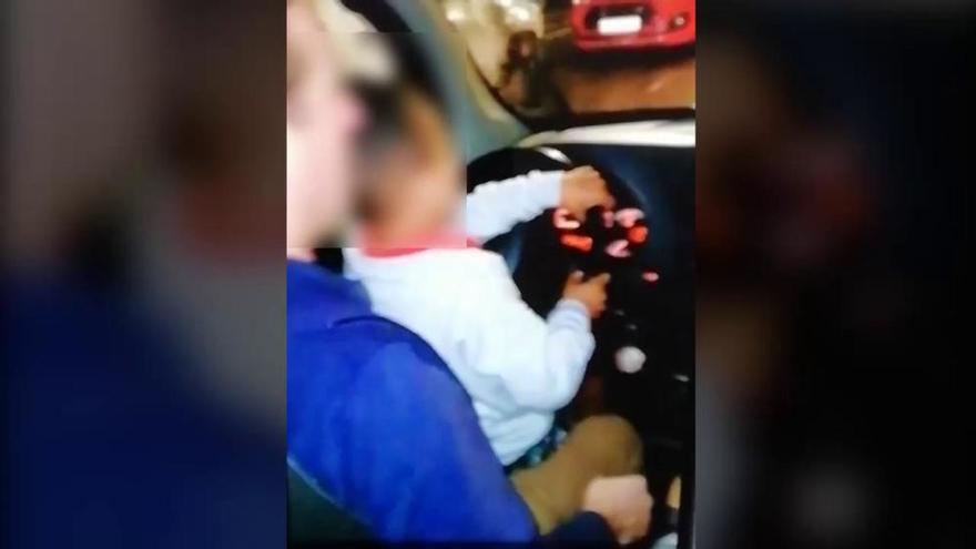 Detenido en Navarra por conducir con un niño en su regazo