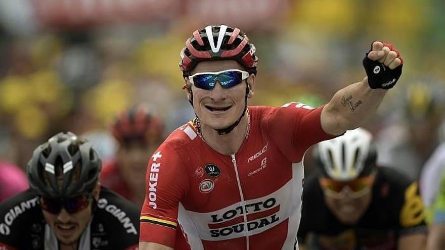 Greipel se anota su tercer sprint en el Tour