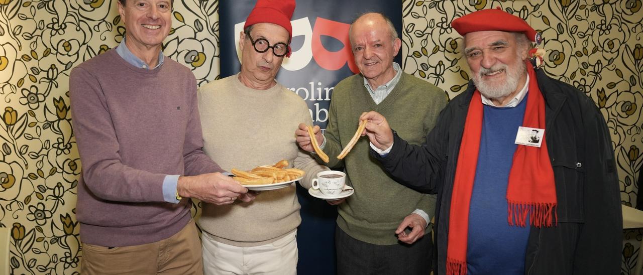 En imágenes: la Orden Botxera de Farolín y Zarambolas elige la Txirenada del 2025