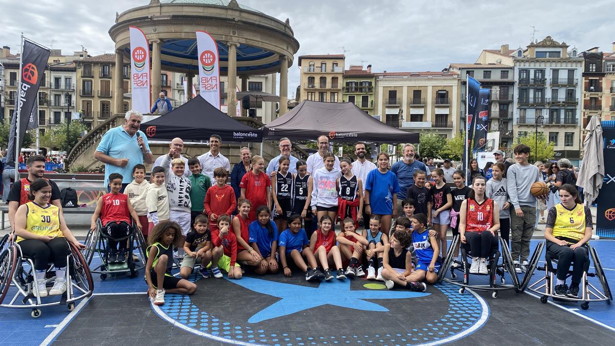 Celebración del 3x3 el pasado mes de agosto con participantes y figuras como Fernando Romay Celebración del 3x3 el pasado mes de agosto con participantes y figuras como Fernando Romay