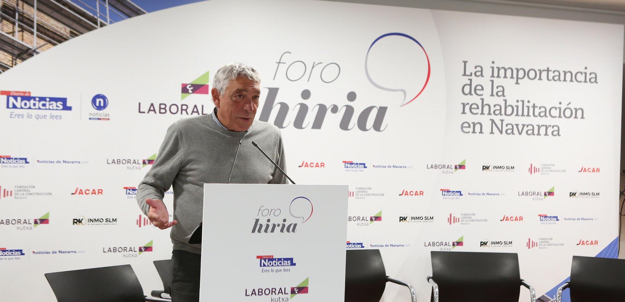 Fotos del Foro Hiria de la rehabilitación en Navarra