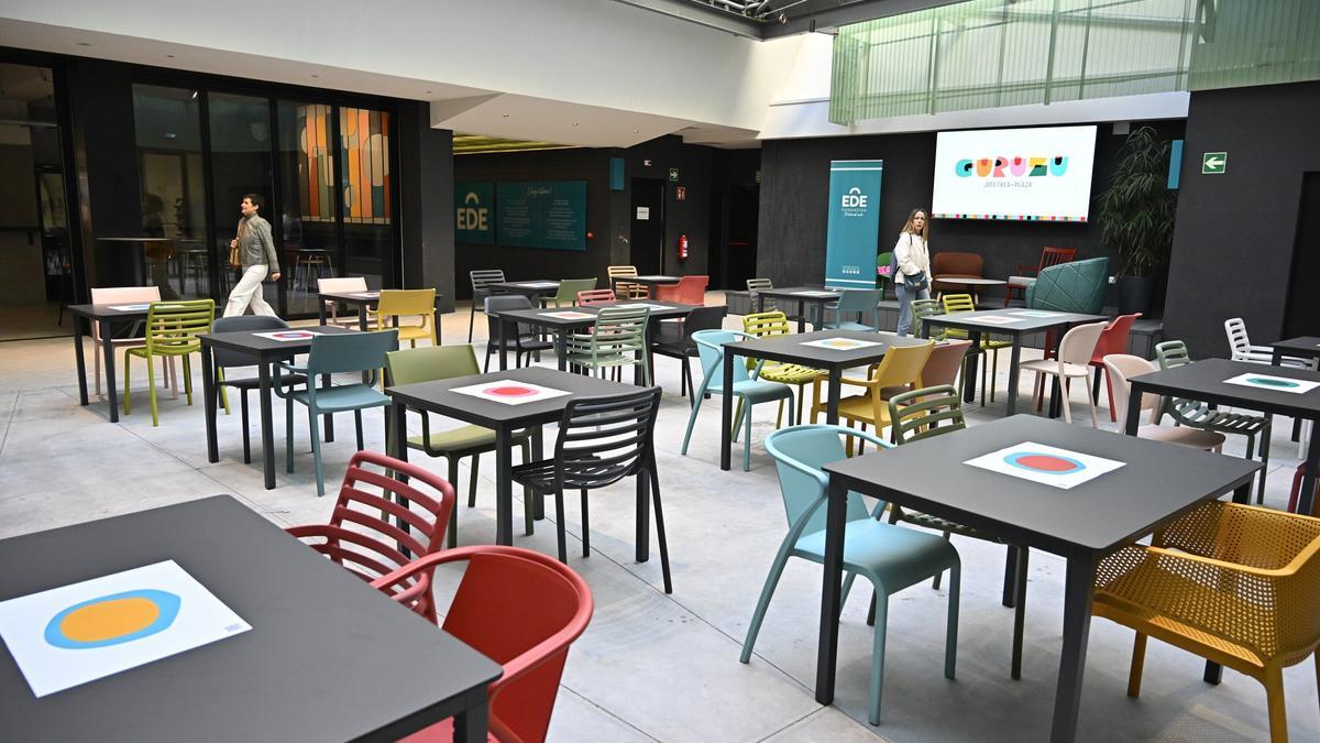 El patio interior, o plaza, del nuevo restaurante