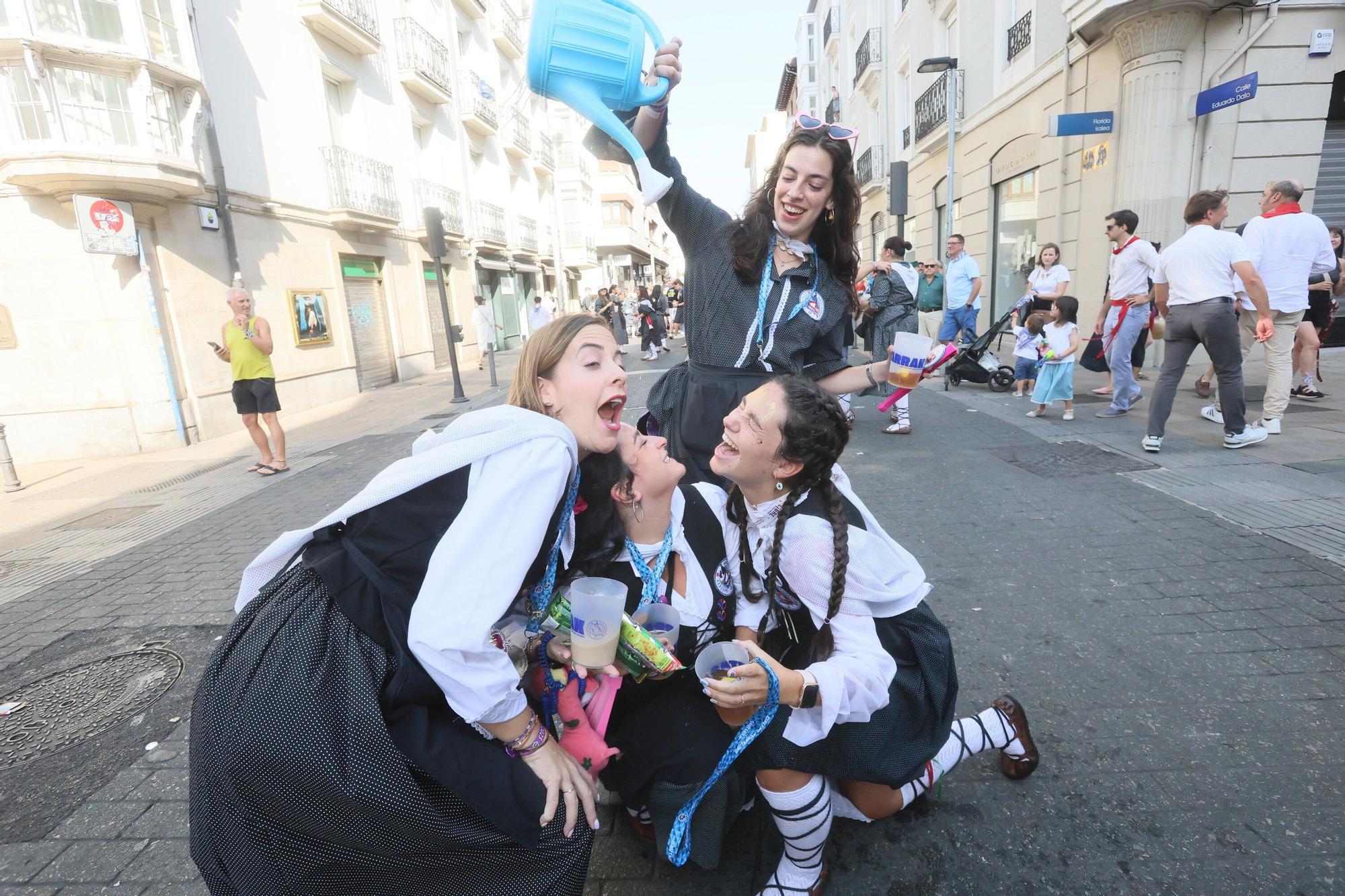 En imágenes: Último paseíllo antes de la despedida de La Blanca
