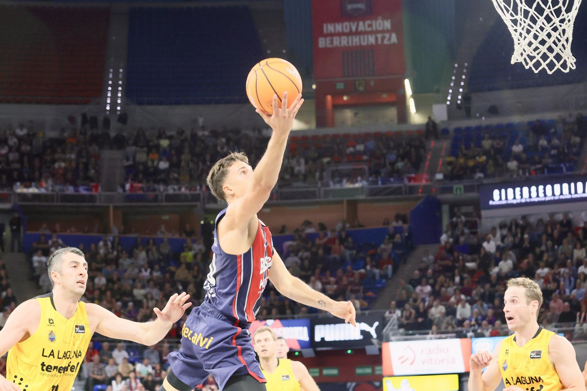 Todas las imágenes del Baskonia - La Laguna Tenerife (89-79)