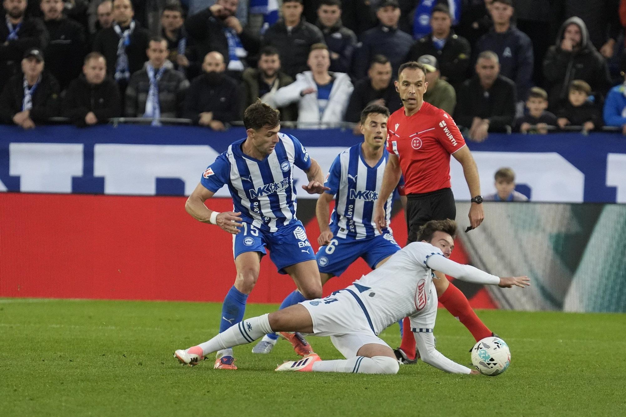En imágenes: Todas las fotos del Alavés-Espanyol en Mendizorroza (2-1)
