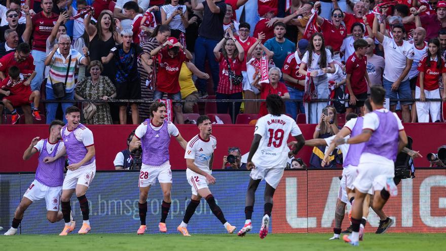 La jornada de Liga | El Barça sucumbe ante el Sevilla y devuelve el liderato al Real Madrid