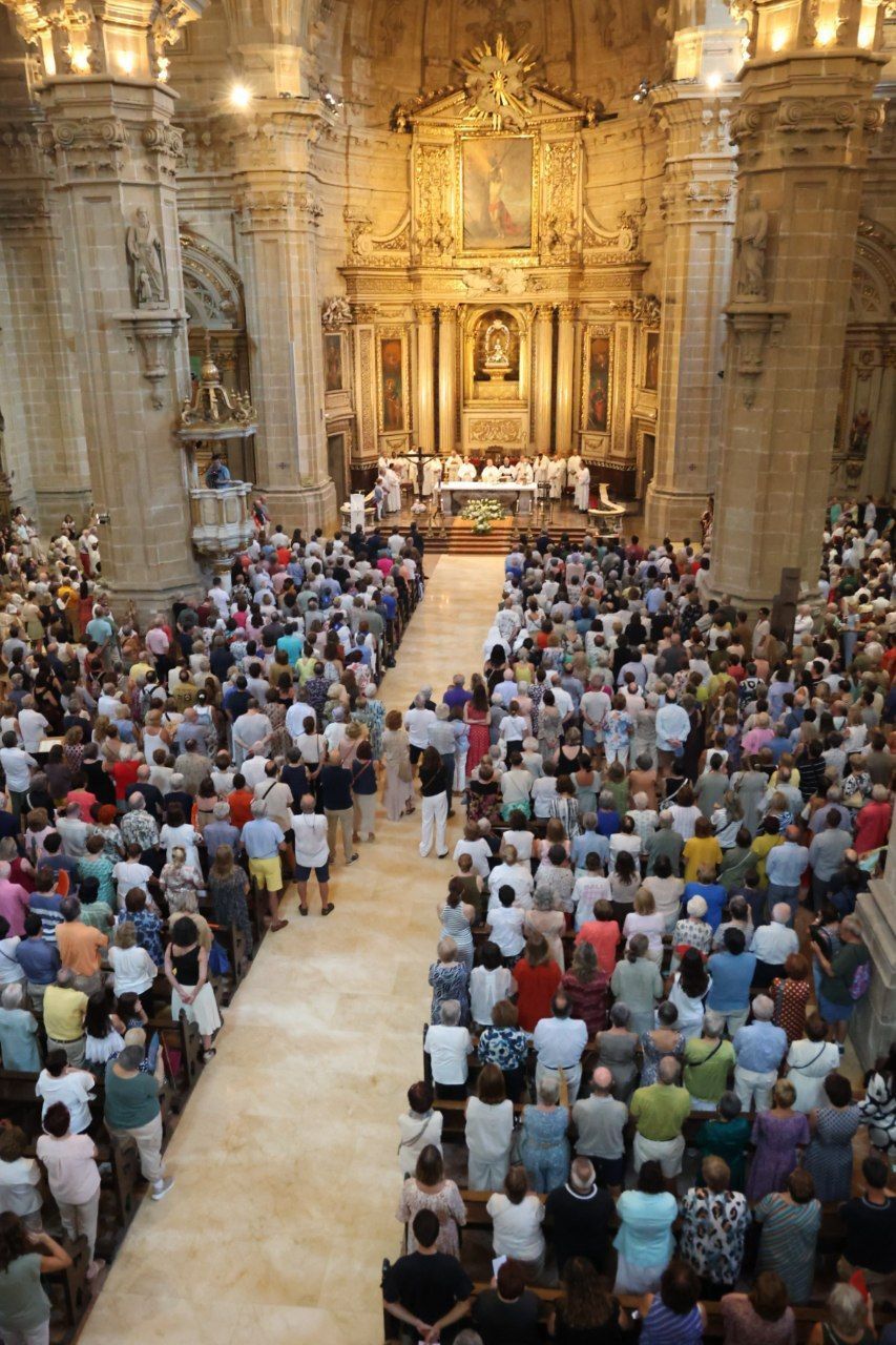La misa de La Salve, en imágenes