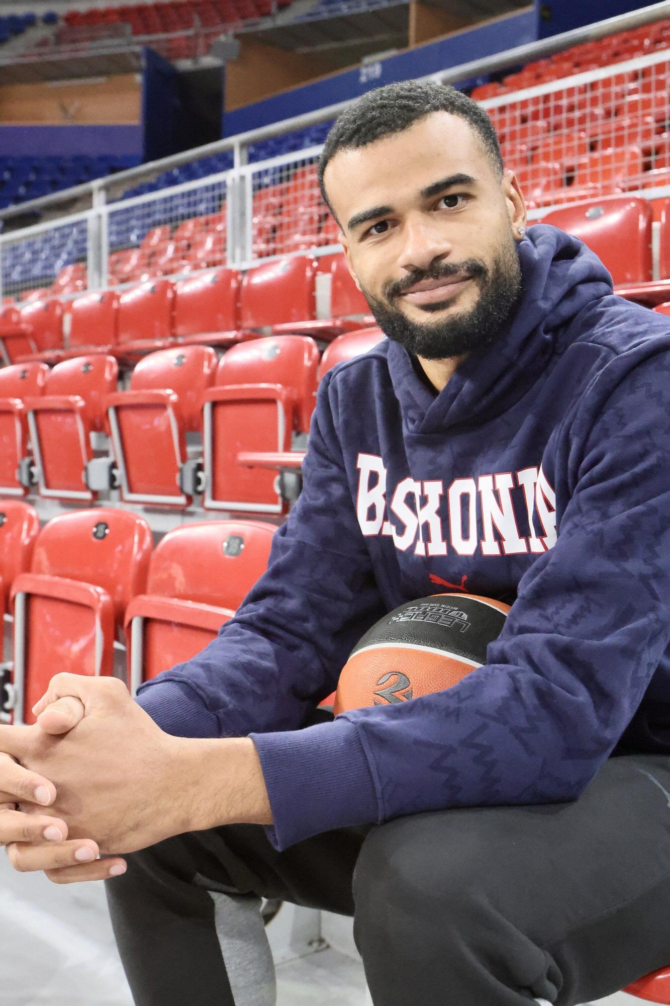 Timothé Luwawu-Cabarrot posa durante la entrevista para DNA