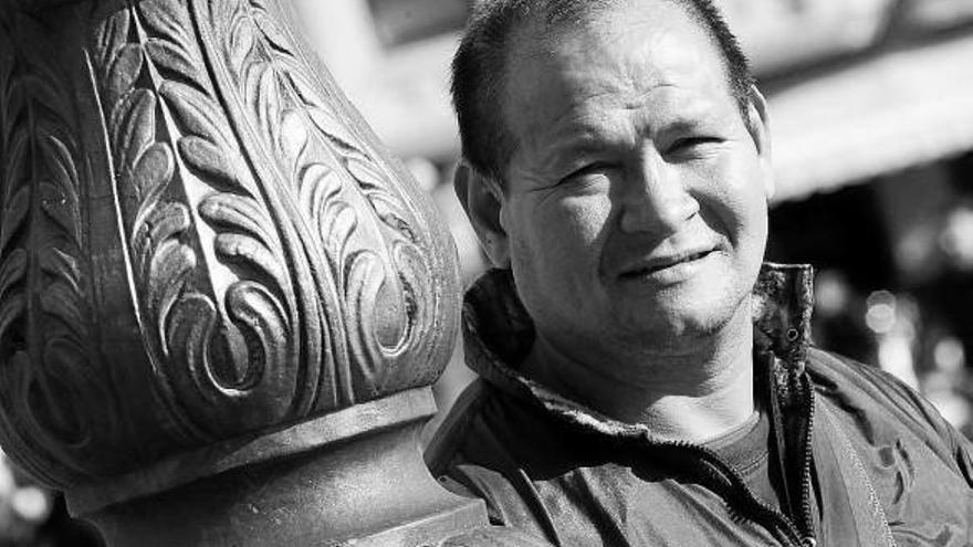 Carlos Fernando Ramírez vive en casa de un amigo tras perder su vivienda.