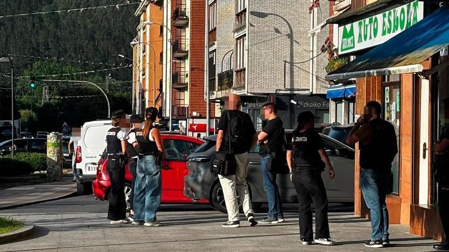 Registran la autoescuela en la que trabaja el presidente del club de rugby de Igorre