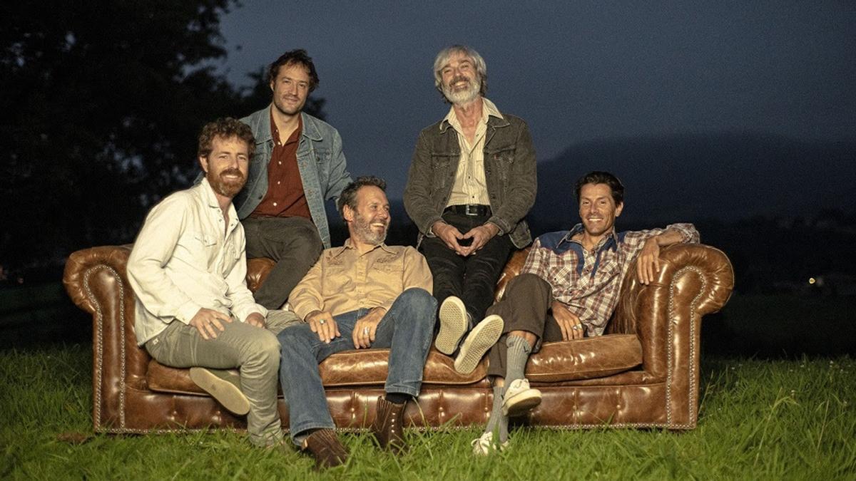 El grupo vizcaino Smile llega al Antzokia a presentar su disco ‘Rayo verde’.