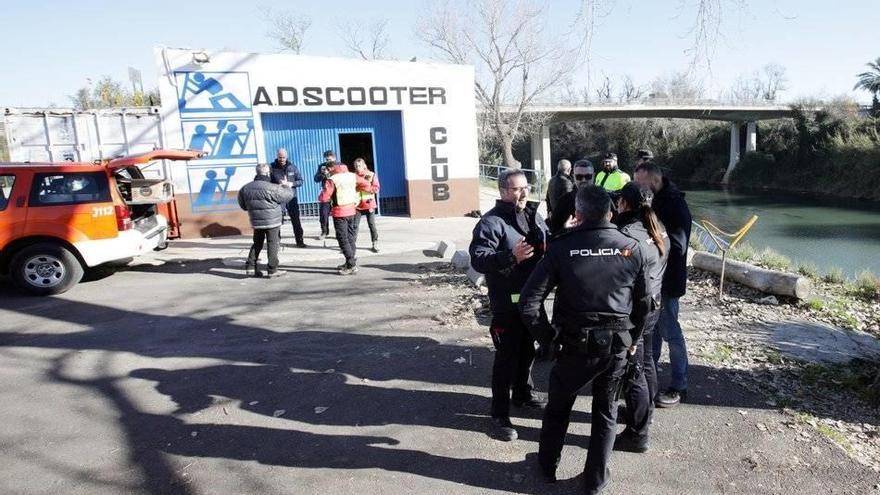 Labores de búsqueda del piragüista desaparecido.