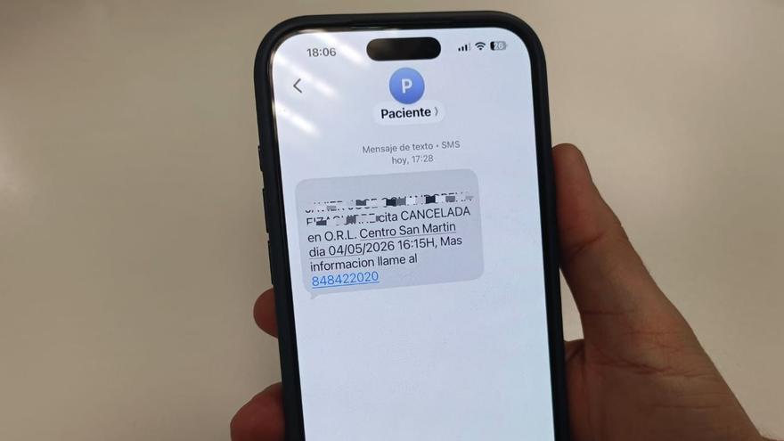 Salud empieza a cancelar citas a los pacientes por la negativa de los médicos a realizar horas extraordinarias
