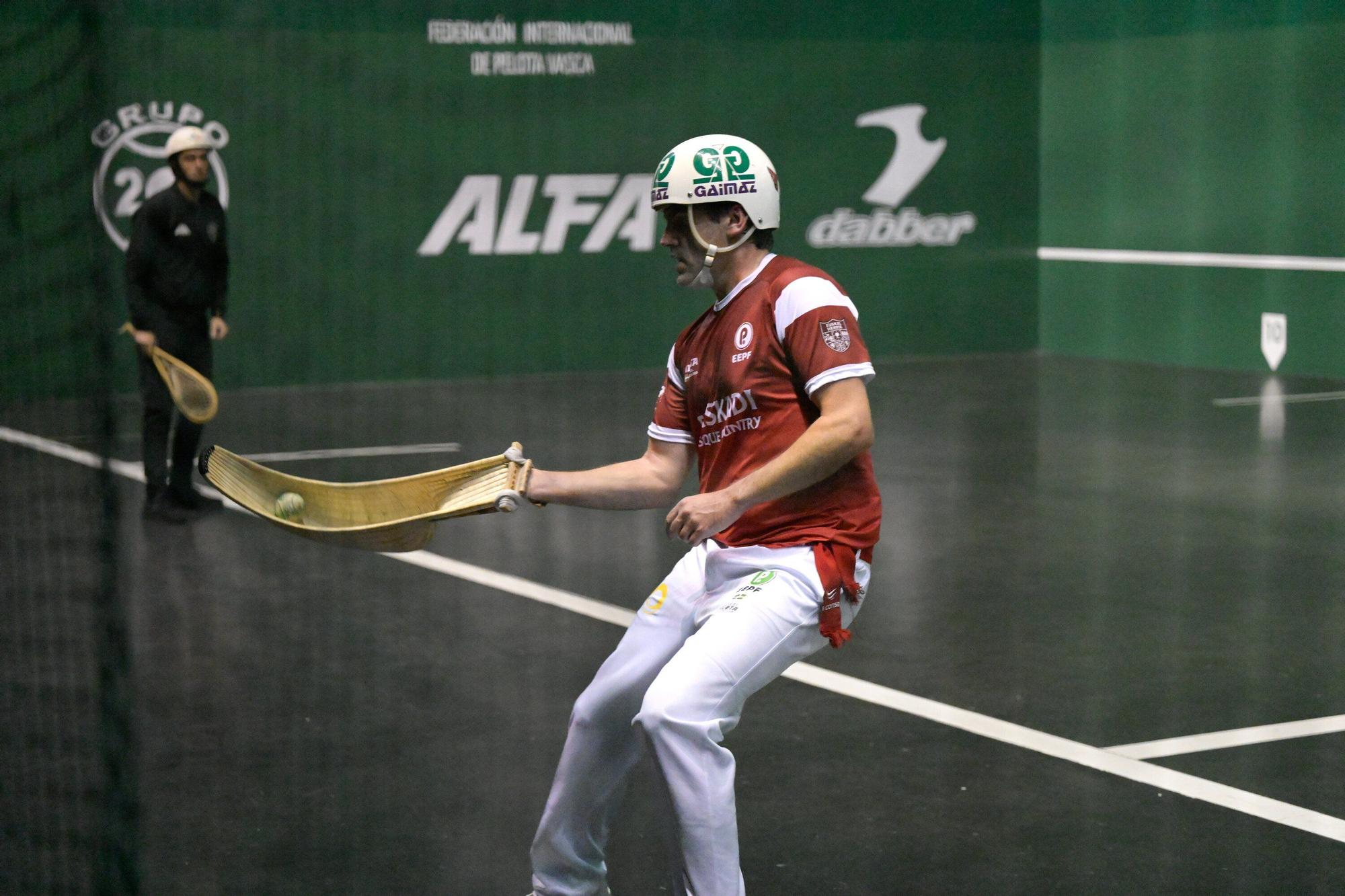 Aritz Erkiaga vence a Olharan en la Liga de Naciones de 36 metros.