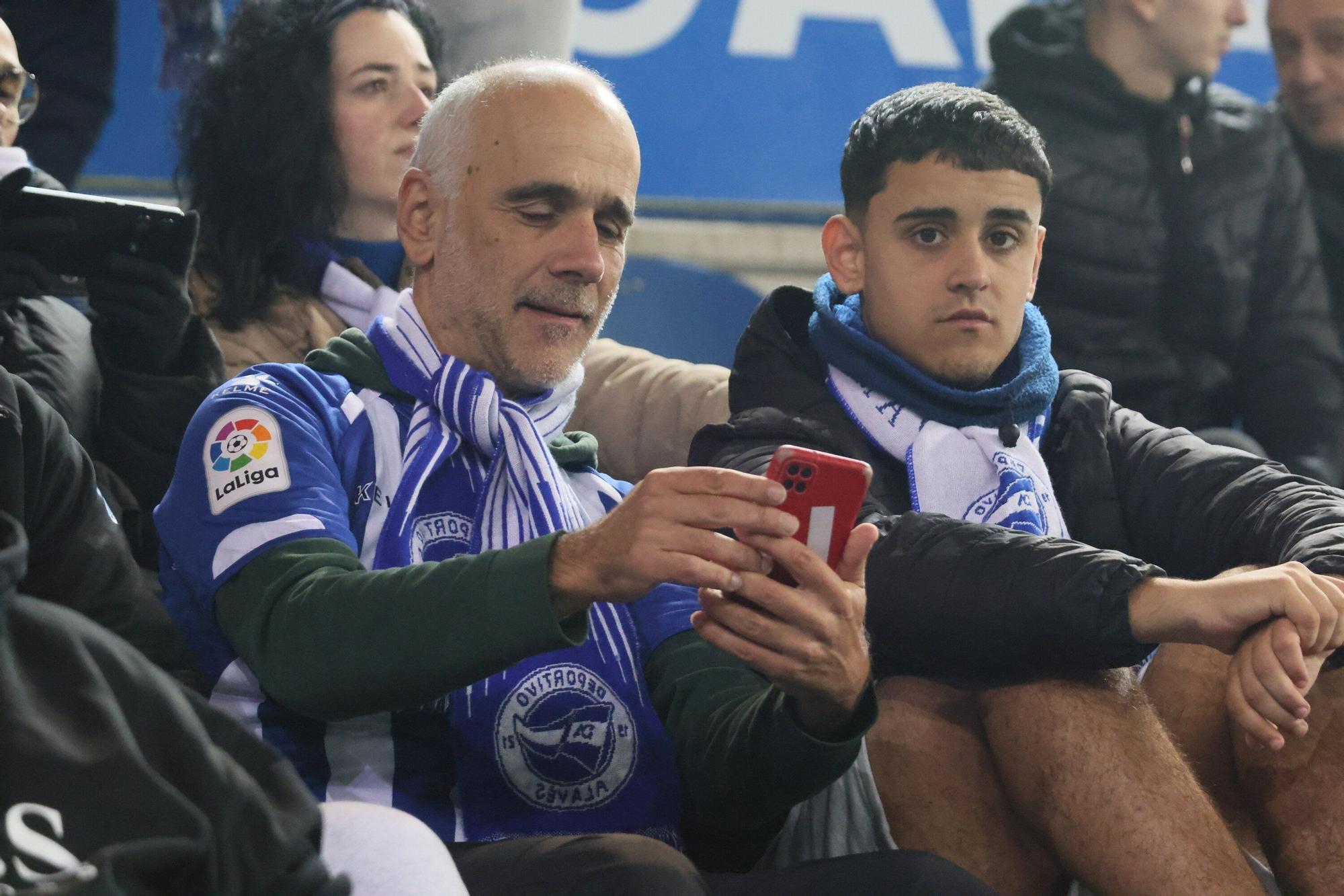 En imágenes: Ambientazo en el Alavés - Valencia (¡Búscate en las fotos!)