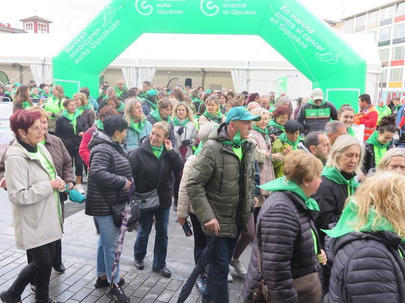 La marcha contra el cáncer de Urretxu y Zumarraga, en imágenes