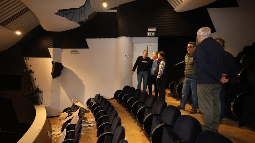 Susto en Pontevedra: cinco heridos tras derrumbarse parte del falso techo del Teatro Principal