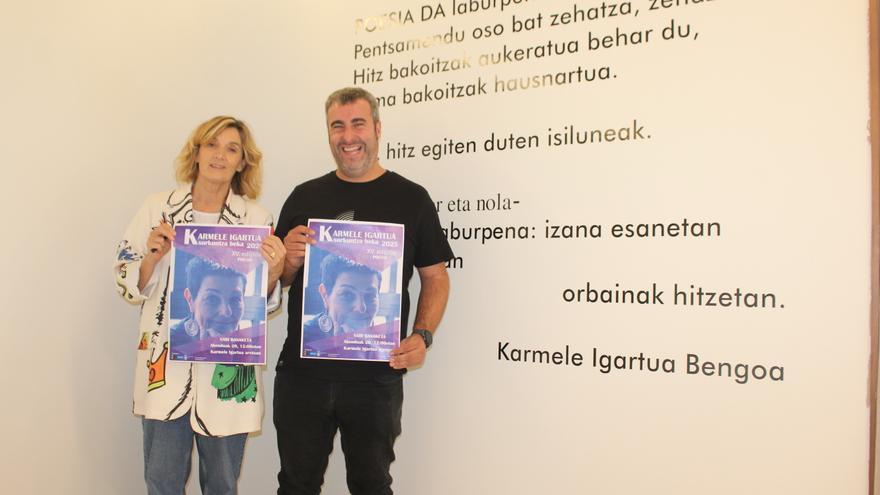 Poesia idazteko aukera: Karmele Igartua sorkuntza lehiaketa martxan dago
