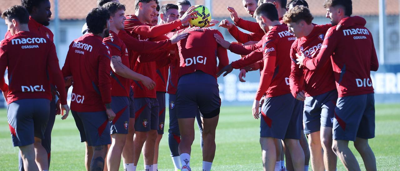 Fotos del entrenamiento de Osasuna (martes 18 de noviembre)