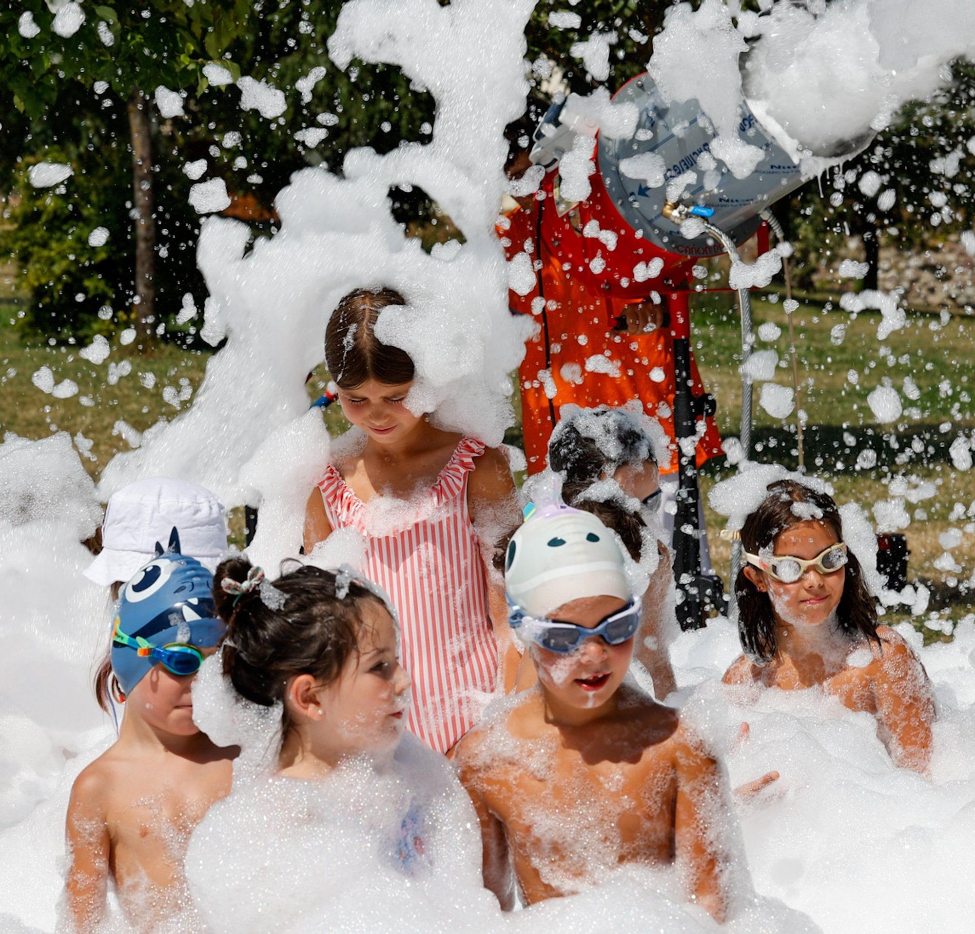 Fotos del Día de la Infancia en las fiestas de Aoiz