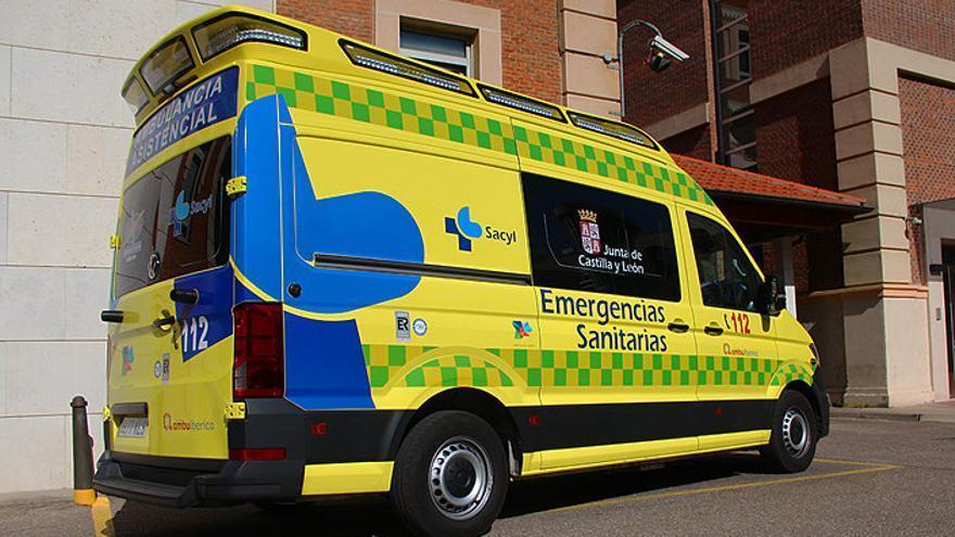 Buscan a un hombre tras dejar inconsciente a su expareja e intentar quemarla en un coche