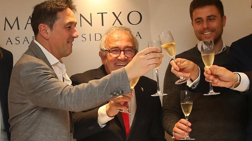 Imágenes de la comida de Osasuna con medios de comunicación