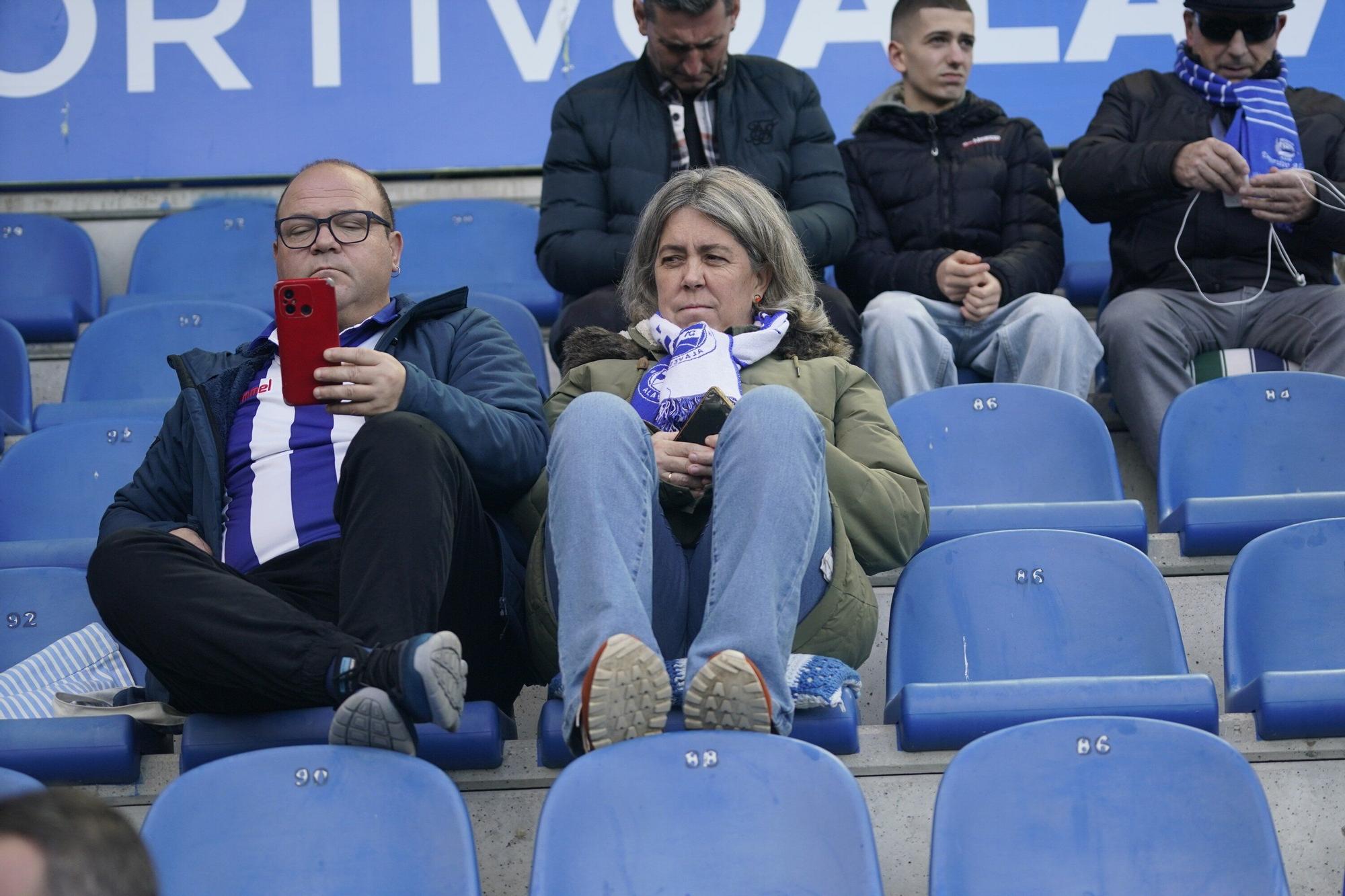¡Búscate en las gradas de Mendizorroza en el Alavés - Real Sociedad!