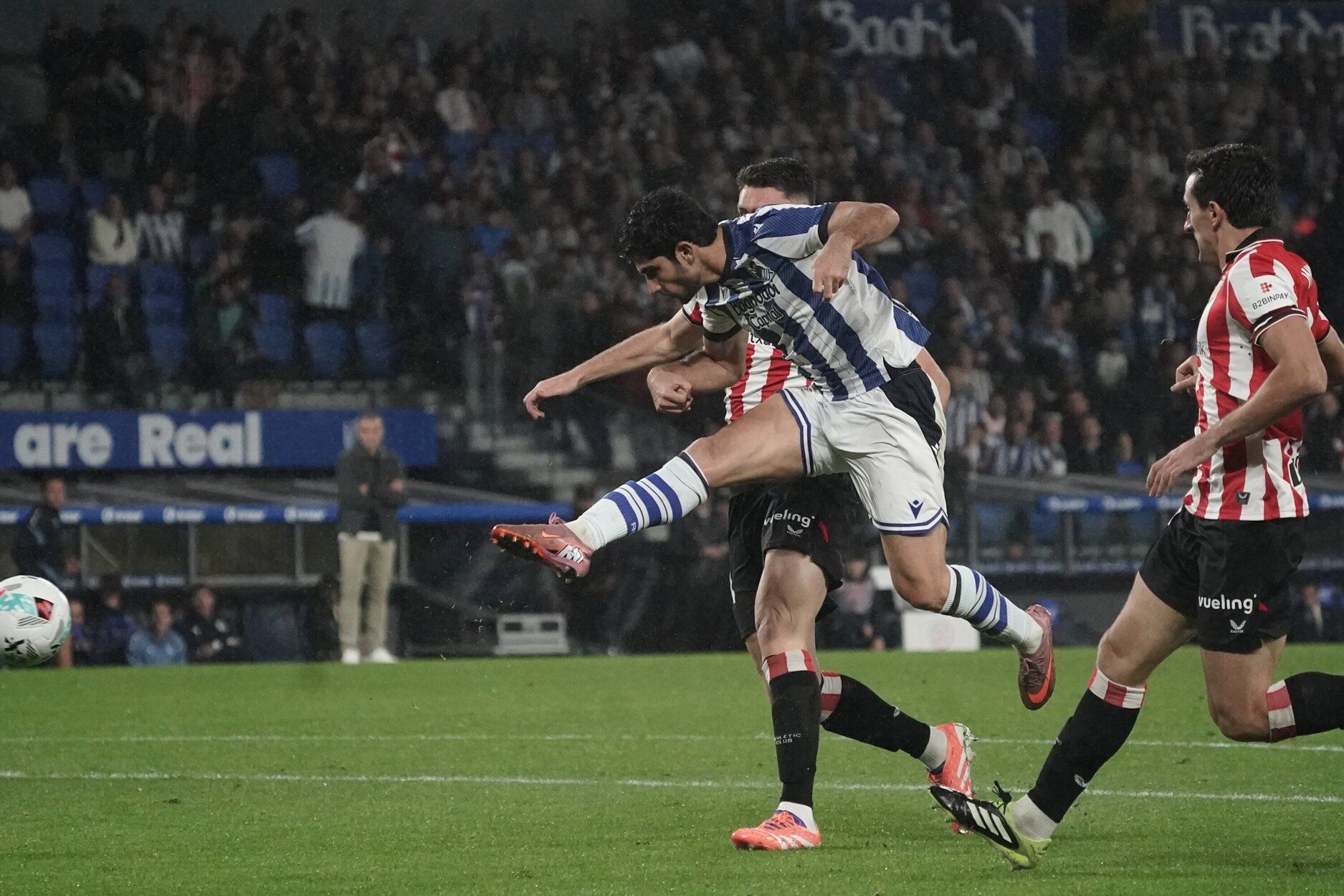 Las mejores imágenes del partido entre la Real y el Athletic